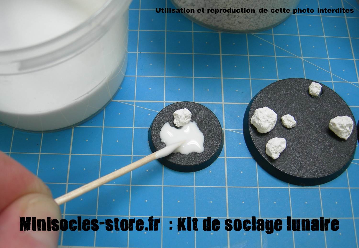 socle lunaire figurine MINISOCLES